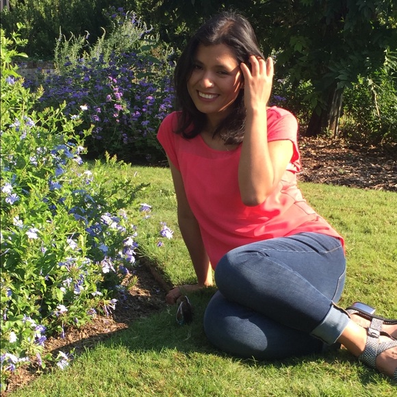 Meet your Posher, Karen - Picture 1 of 1